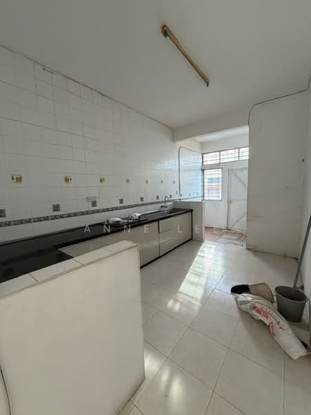 Rumah Teres 2 Tingkat untuk Disewa di Tanjung Bungah (Penang) - Anne Lee - Kitchen - PropertyGuru.com.my