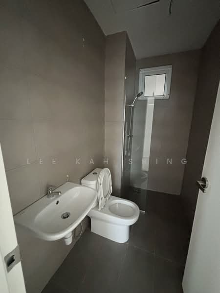 Kondominium untuk Dijual di d'Brightton - Lee Kah Shing - Bathroom - PropertyGuru.com.my