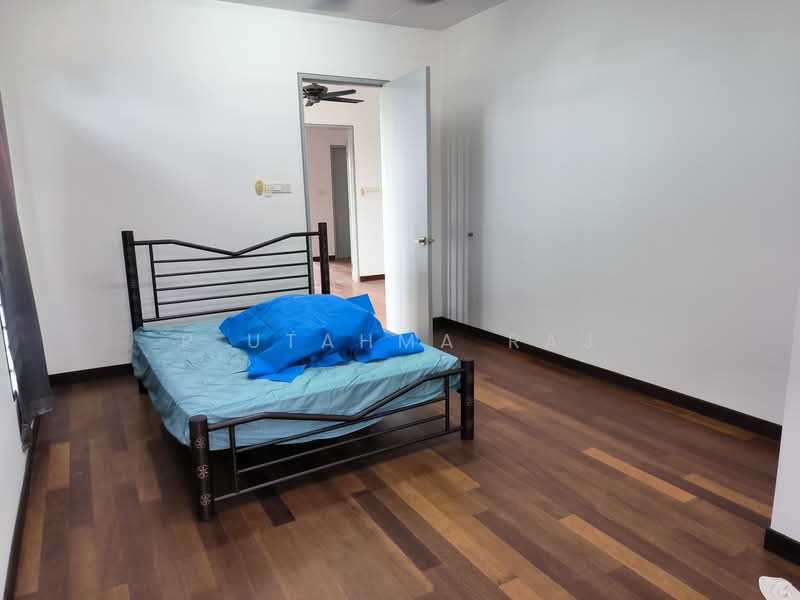 2-storey Terraced House for Sale in Alam Impian (Shah Alam) - P Utahma Raj - Bedroom - PropertyGuru.com.my