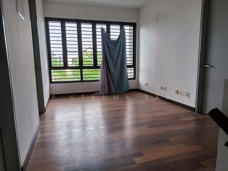 2-storey Terraced House for Sale in Alam Impian (Shah Alam) - P Utahma Raj - Interior - PropertyGuru.com.my
