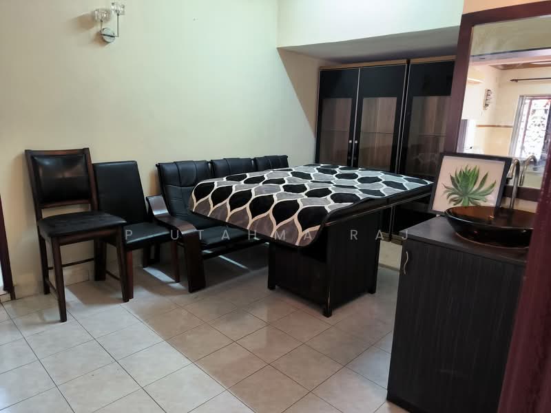 Terraced House for Sale in Puchong (Selangor) - P Utahma Raj - Living Room - PropertyGuru.com.my
