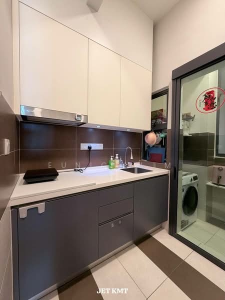 Condominium for Sale at Maple Residence - Eunice Lim - Kitchen - PropertyGuru.com.my