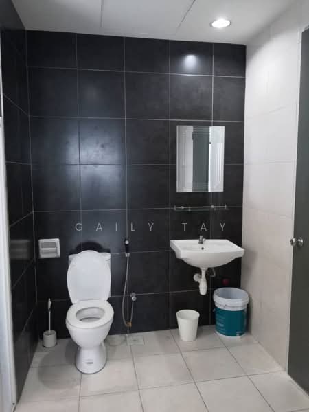 Servis Apartment untuk Disewa di D'Pulze Cyberjaya - Gaily Tay - Bathroom - PropertyGuru.com.my