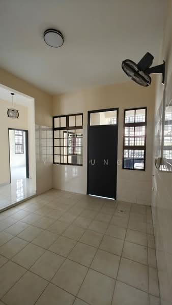 Rumah Teres 2 Tingkat untuk Disewa di Taman Desa Tebrau (Tebrau) - YC Fung - Interior - PropertyGuru.com.my