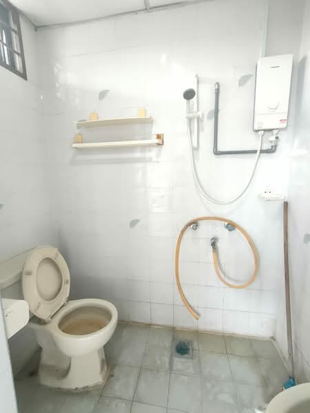 Condominium for Sale at Putri Indah Condominium - Alan Ler - Bathroom - PropertyGuru.com.my