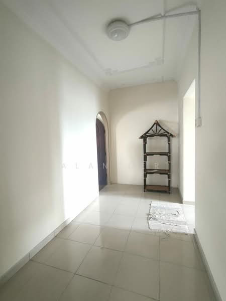 Condominium for Sale at Putri Indah Condominium - Alan Ler - Corridor - PropertyGuru.com.my