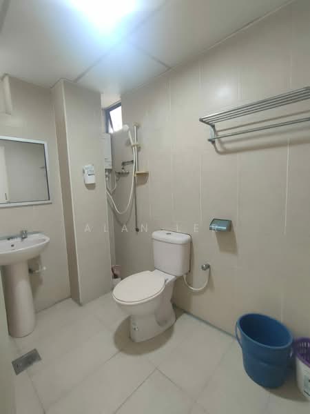 Condominium for Sale at Putri Indah Condominium - Alan Ler - Bathroom - PropertyGuru.com.my