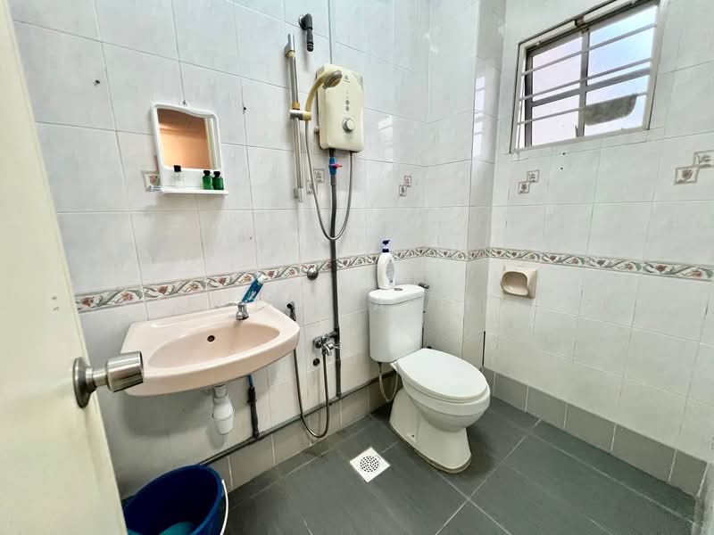 Rumah Teres 2 Tingkat untuk Dijual di Seksyen 13 (Shah Alam) - Syafiq Sharifudin - PropertyGuru.com.my