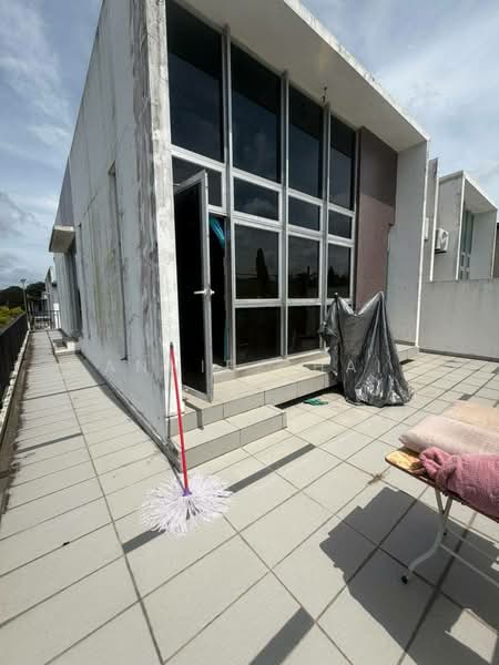 2-storey Terraced House for Sale in Bandar Seri Alam (Masai) - Annie Chai - Exterior - PropertyGuru.com.my