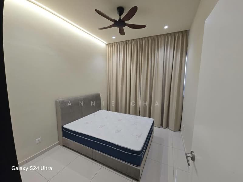 Cluster House for Sale in Taman Mount Austin (Tebrau) - Annie Chai - Bedroom - PropertyGuru.com.my