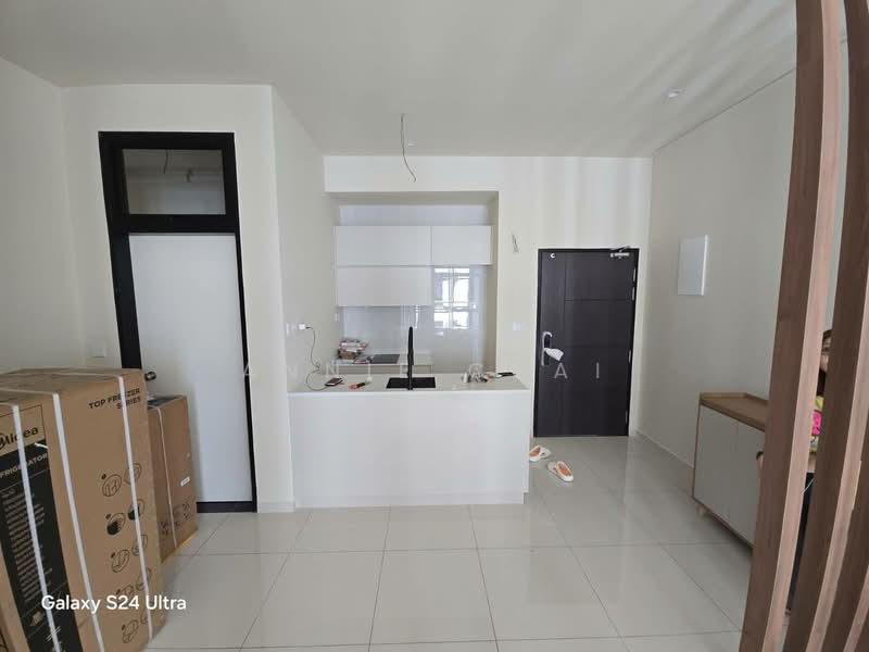 Cluster House for Sale in Taman Mount Austin (Tebrau) - Annie Chai - Kitchen - PropertyGuru.com.my