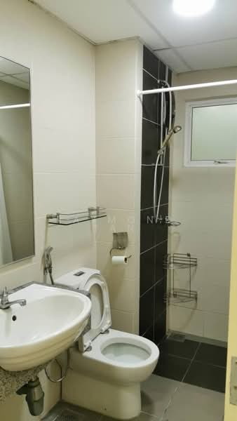 Kondominium untuk Dijual di Metropolitan Square - Raymond Tan - Bathroom - PropertyGuru.com.my