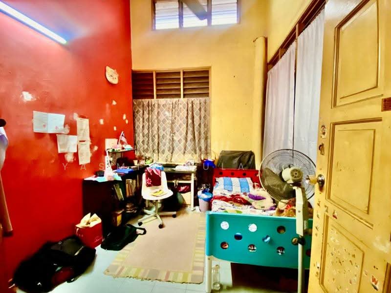 1-storey Terraced House for Sale in Bandar Tun Razak (Cheras) - Yasmin Sulaiman - Bedroom - PropertyGuru.com.my