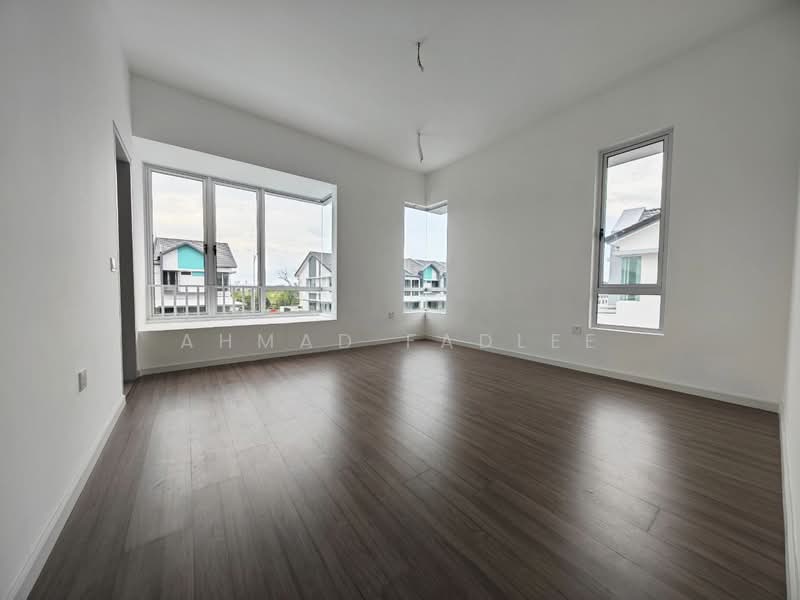 Rumah Teres 2 Tingkat untuk Dijual di Taman Sepang (Sepang) - Ahmad Fadlee - PropertyGuru.com.my