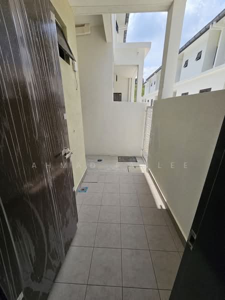 2-storey Terraced House for Rent in Dengkil (Selangor) - Ahmad Fadlee - Exterior - PropertyGuru.com.my