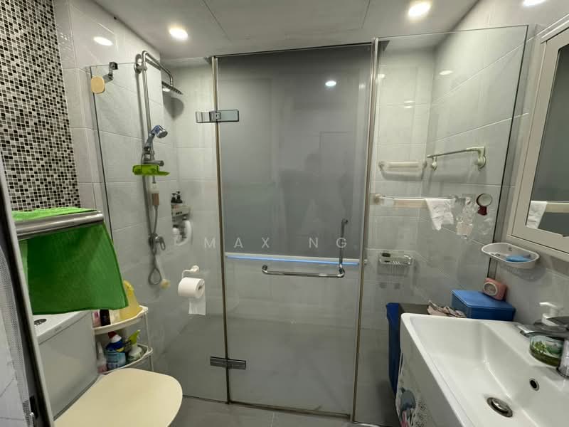 Kondominium untuk Dijual di Skyridge Garden - Max Ng - Bathroom - PropertyGuru.com.my
