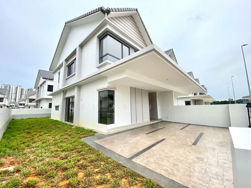 Semi-Detached House for Sale in Cyber 10 (Cyberjaya) - Fauzi Abdullah - Exterior - PropertyGuru.com.my