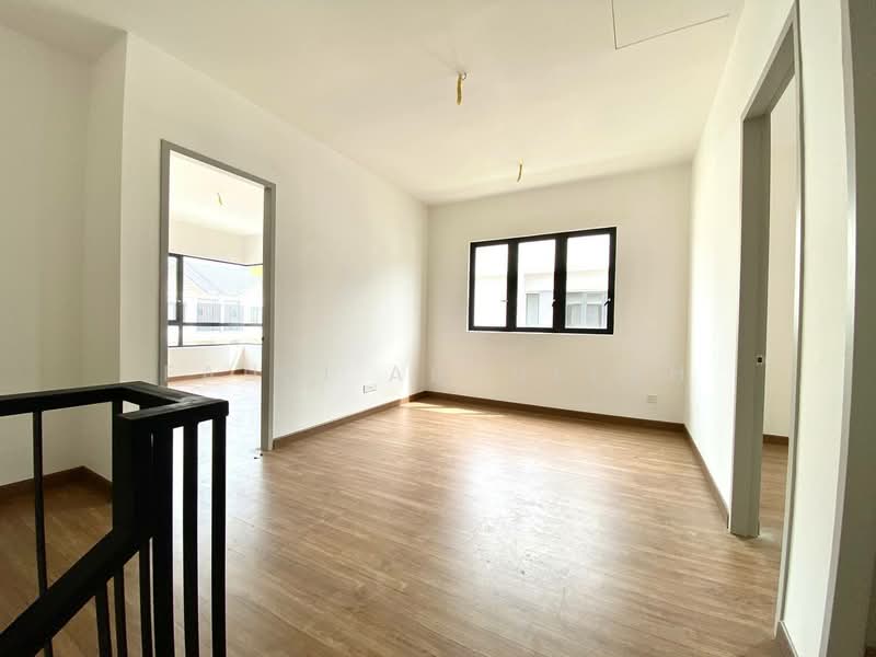Semi-Detached House for Sale in Cyber 10 (Cyberjaya) - Fauzi Abdullah - Interior - PropertyGuru.com.my