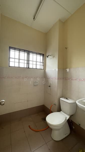 2-storey Terraced House for Rent in Bandar Puteri Klang (Klang) - Daneal Eoon - Bathroom - PropertyGuru.com.my
