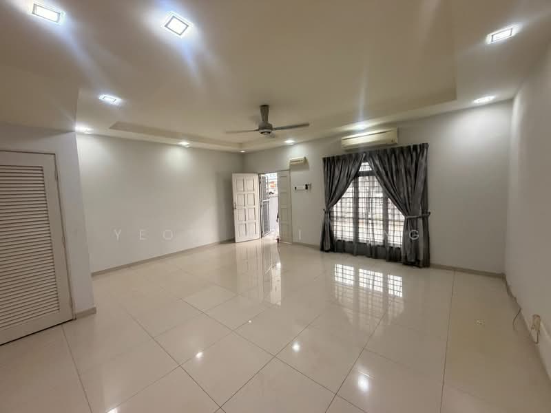 2-storey Terraced House for Sale in Bandar Saujana Putra (Tanjong Duabelas) - Yeow Wai Ling - Living Room - PropertyGuru.com.my