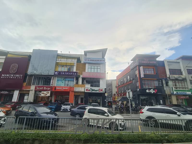 Shop / Office for Sale in Seksyen 7 (Shah Alam) - BILYA ARIFF - Exterior - PropertyGuru.com.my