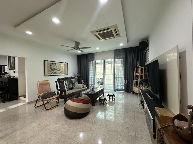 Bungalow House untuk Dijual di Jade Hills (Kajang) - Hei Kar Jun - Living Room - PropertyGuru.com.my