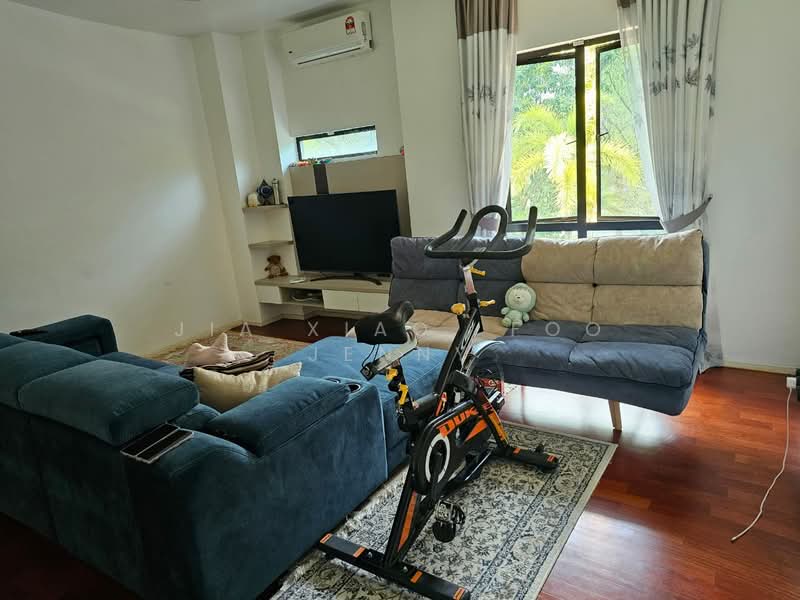 Semi-Detached House for Sale in Cahaya Spk (Shah Alam) - Jia Xiao, Foo Jenny - Living Room - PropertyGuru.com.my