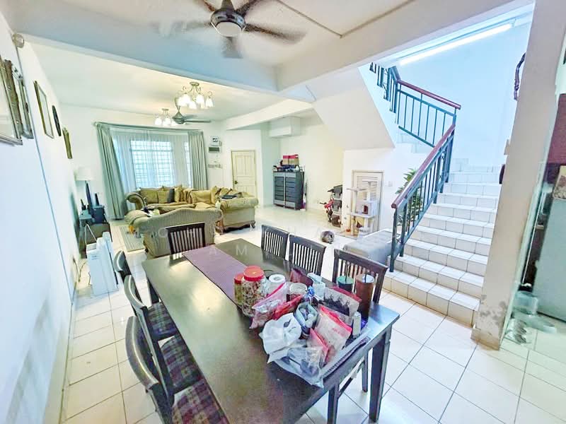 2-storey Terraced House for Sale in Seksyen U9 (Shah Alam) - Mohd Khairul Amilin - Living Room - PropertyGuru.com.my
