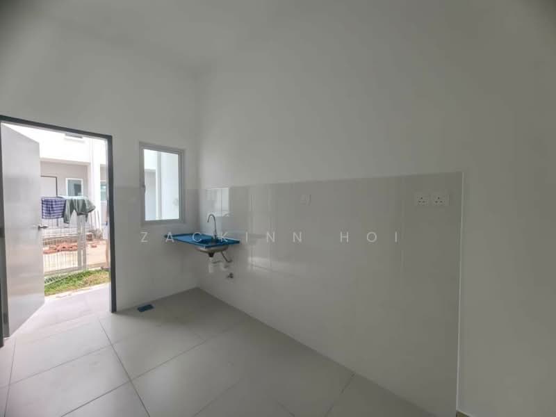 Rumah Teres 2 Tingkat untuk Disewa di Kota Bayuemas (Klang) - Zackinn Hoi - Kitchen - PropertyGuru.com.my