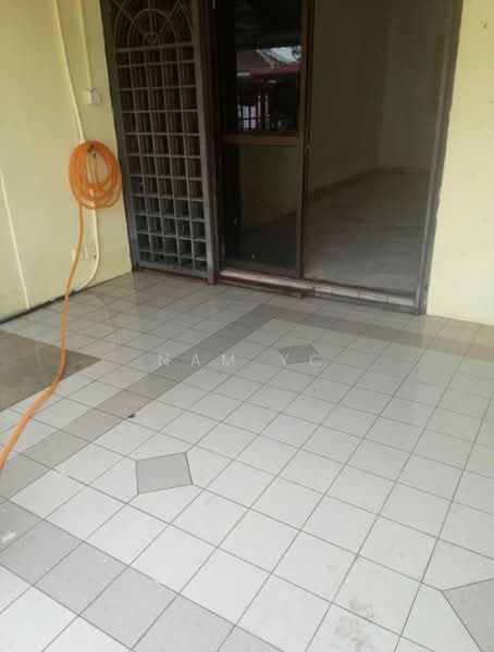 2-storey Terraced House for Rent in Taman Tan Sri Yaacob (Johor Bahru) - Nam YC - Entrance - PropertyGuru.com.my