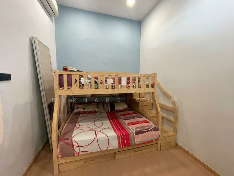 Rumah Teres 1 Tingkat untuk Dijual di Taman Iping (Batu Maung) - Bernard Chew - Bedroom - PropertyGuru.com.my