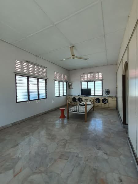 Rumah Berkembar untuk Dijual di Kampung Baru Pasir Pinji (Ipoh) - Amie Chong - PropertyGuru.com.my