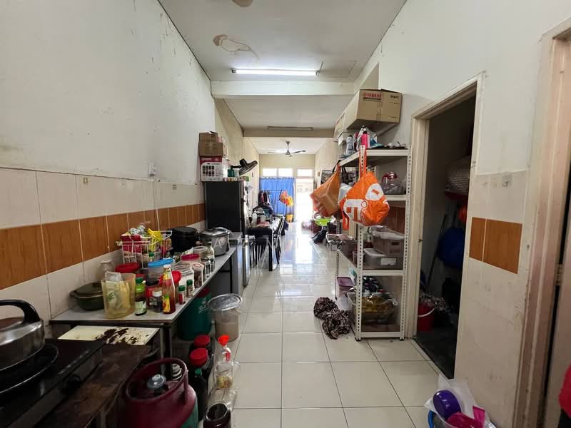 1-storey Terraced House for Sale in Bandar Saujana Putra (Tanjong Duabelas) - Azmi . - PropertyGuru.com.my
