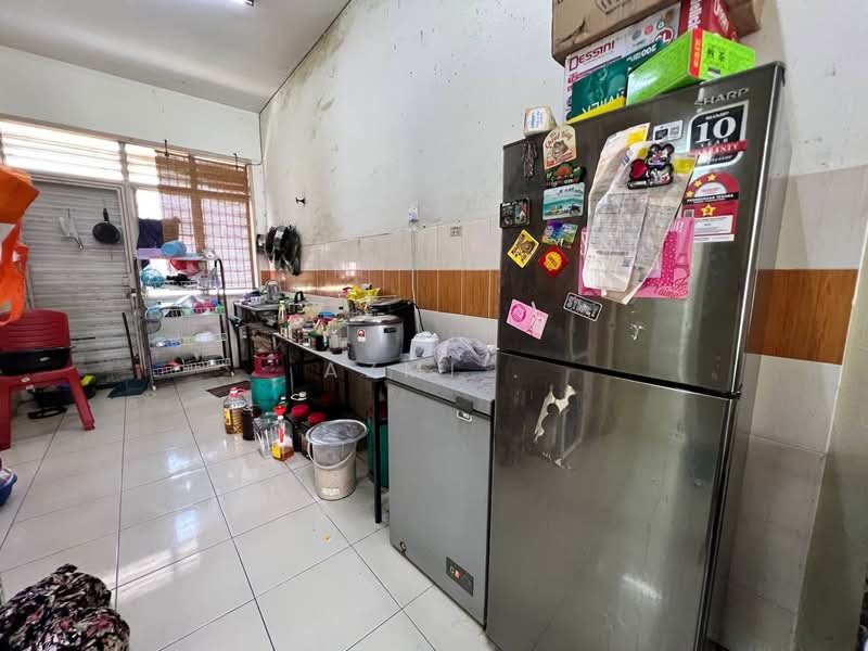 1-storey Terraced House for Sale in Bandar Saujana Putra (Tanjong Duabelas) - Azmi . - PropertyGuru.com.my