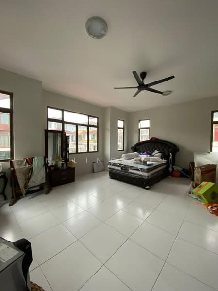Rumah Berkembar untuk Dijual di Bandar Seri Alam (Masai) - Melinda Ee - Bedroom - PropertyGuru.com.my