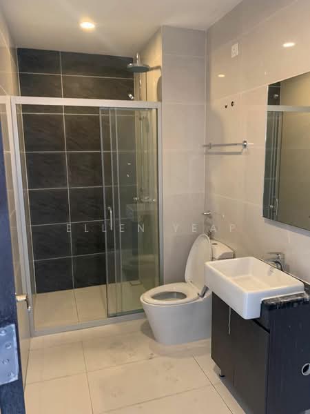 Kondominium untuk Dijual di Bay Point @ Country Garden Danga Bay - Ellen Yeap - Bathroom - PropertyGuru.com.my