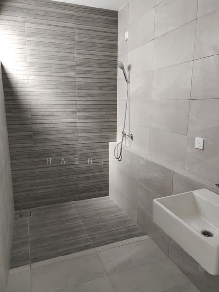 2-storey Terraced House for Sale in Bukit Banyan (Sungai Petani) - Hasnizam . - Bathroom - PropertyGuru.com.my