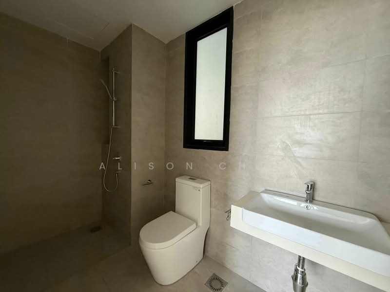 Servis Apartment untuk Disewa di Arunya @ KL North - Alison Chiu - Bathroom - PropertyGuru.com.my