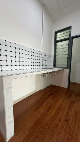 Flat for Sale at Taman Ehsan Jaya - Melinda Ee - Kitchen - PropertyGuru.com.my