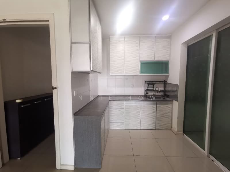 Kondominium untuk Dijual di 222 Residency - Annie How - Kitchen - PropertyGuru.com.my