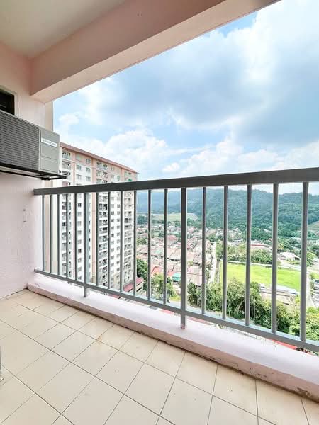 Apartment for Sale at Lakeview Apartments - Azmi . - PropertyGuru.com.my
