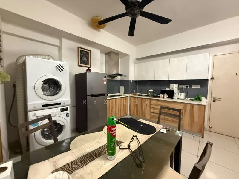 Service Residence for Rent at Avenue D'Vogue - Rex Lok - Kitchen - PropertyGuru.com.my