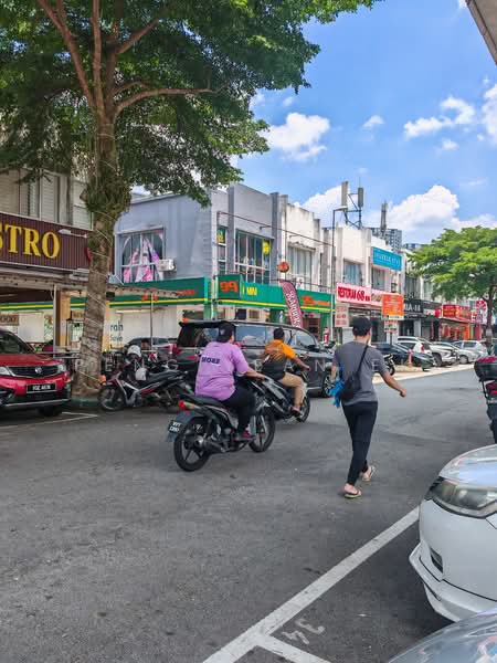 Kedai untuk Dijual di 16 Sierra (Puchong) - Peng Yean Ek - Exterior - PropertyGuru.com.my