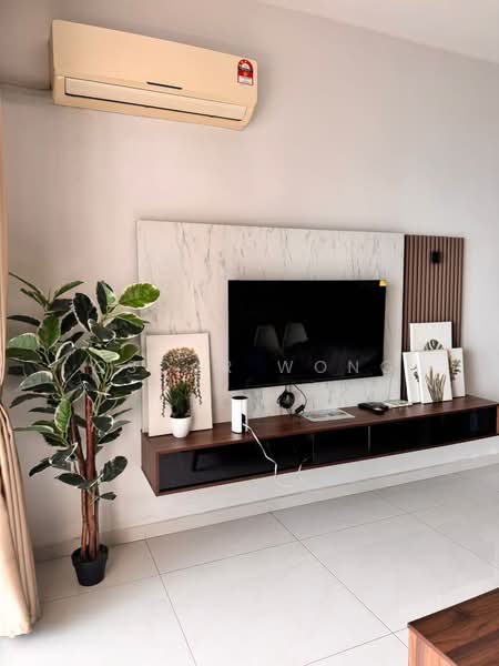 Condominium for Rent at Royal Strand @ Country Garden Danga Bay - Oscar Wong - Living Room - PropertyGuru.com.my
