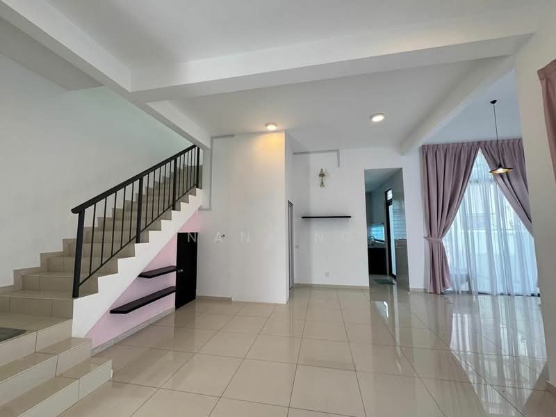 Cluster House for Sale in Taman Ekoflora (Johor Bahru) - Nana Ng - Living Room - PropertyGuru.com.my