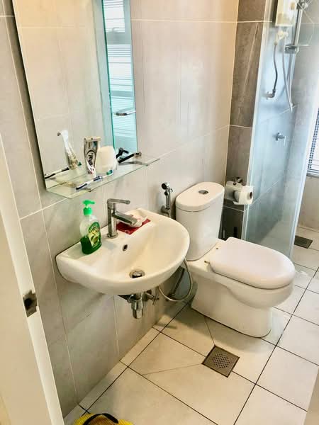 Servis Apartment untuk Disewa di Eclipse Residence @ Pan'gaea - Kar Hooi - Bathroom - PropertyGuru.com.my
