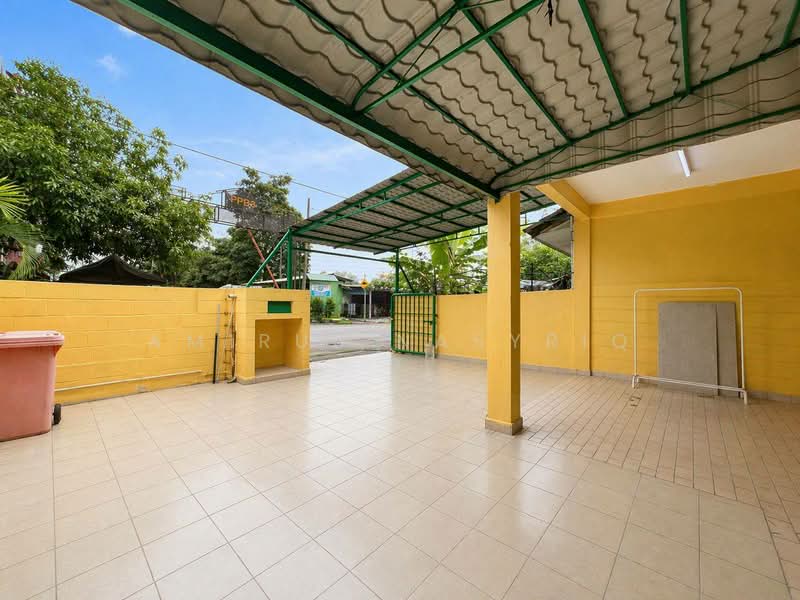 2-storey Terraced House for Sale in Pjs 5 (Petaling Jaya) - Amirul Nasyriq - Exterior - PropertyGuru.com.my