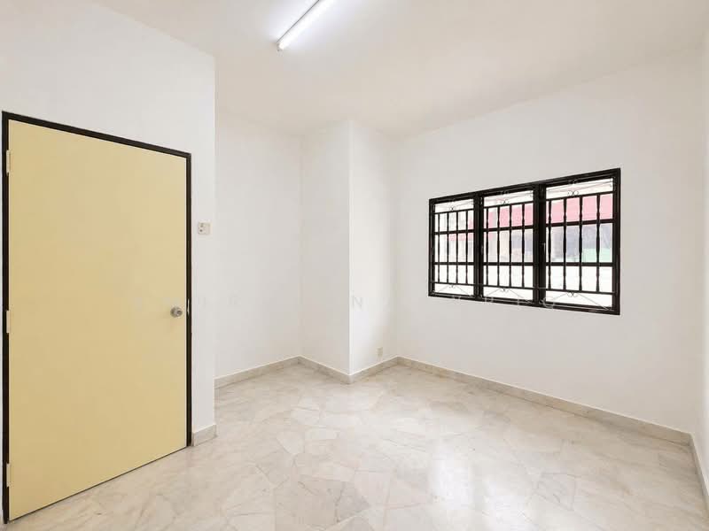 2-storey Terraced House for Sale in Pjs 5 (Petaling Jaya) - Amirul Nasyriq - Interior - PropertyGuru.com.my
