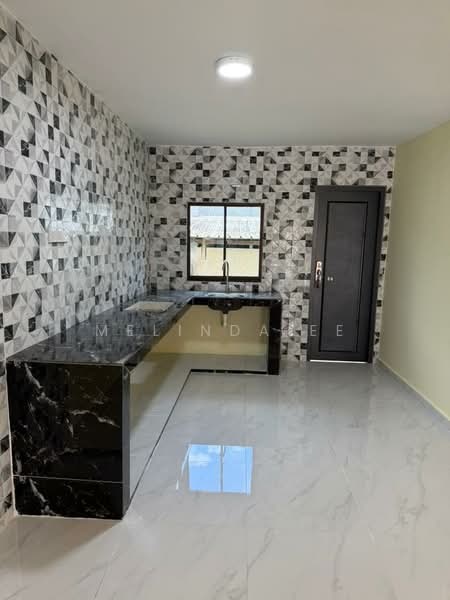 2-storey Terraced House for Sale in Saleng (Senai) - Melinda Ee - Kitchen - PropertyGuru.com.my
