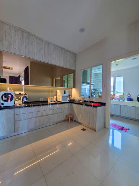 Rumah Berkembar untuk Dijual di Damansara Perdana (Selangor) - (Ganesha) Ganesh Ramanathan - Kitchen - PropertyGuru.com.my